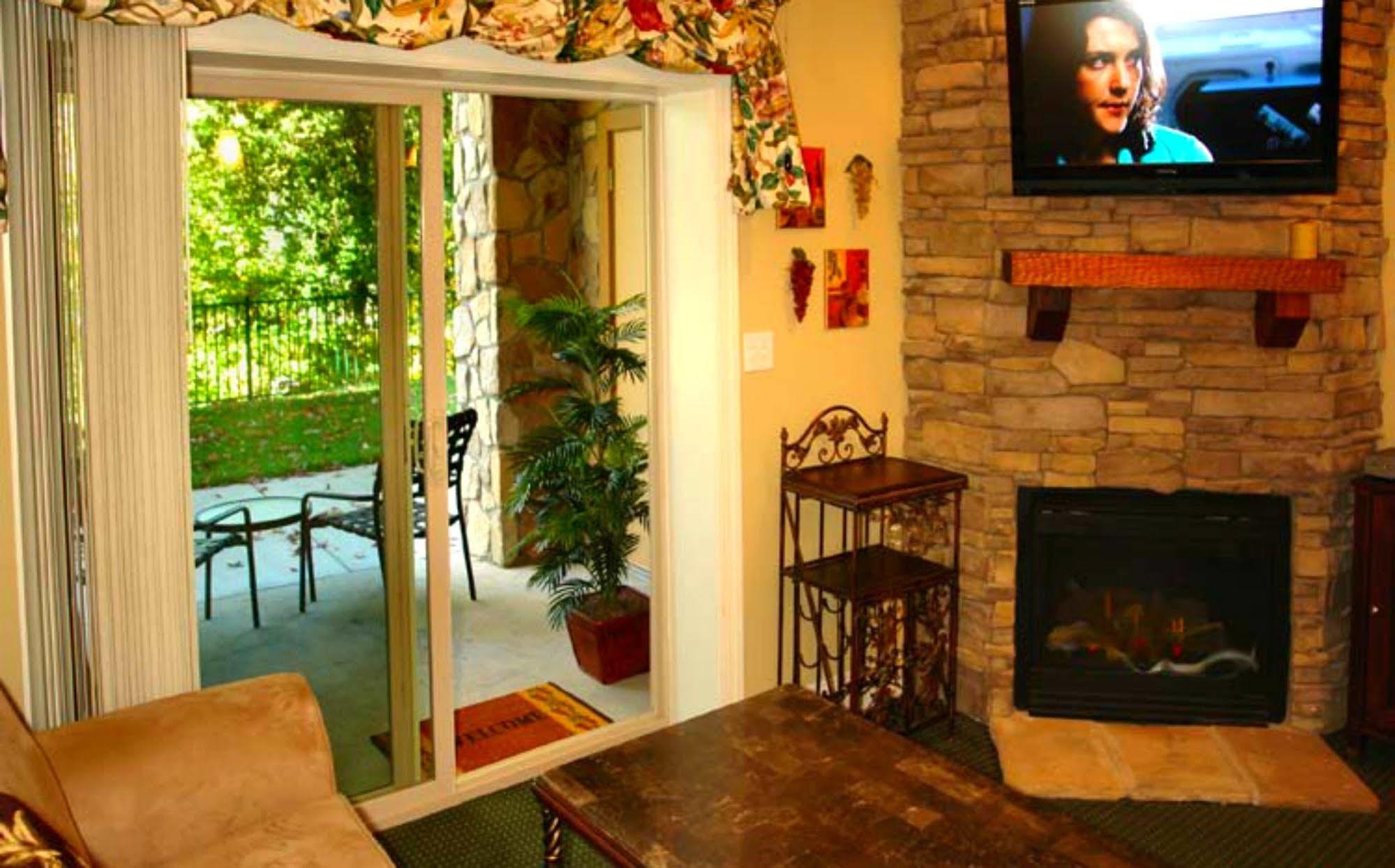 Summit Manor Condominiums Gatlinburg Esterno foto