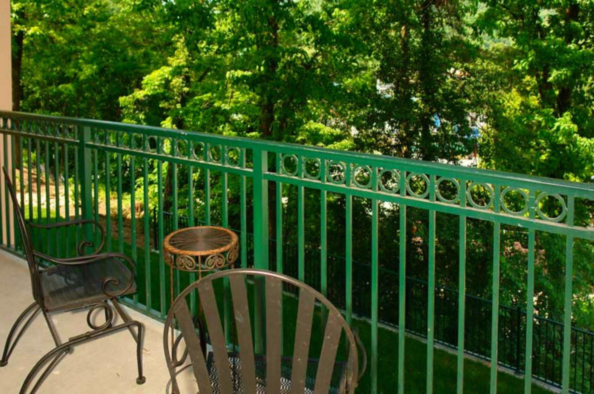 Summit Manor Condominiums Gatlinburg Esterno foto